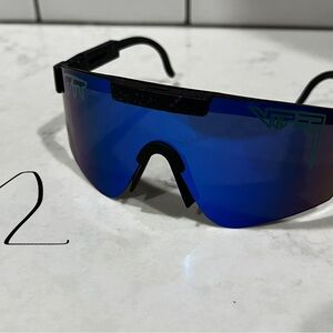 Pit Viper Men’s Shield Sunglasses Blue Mirror Lens with Black Frame